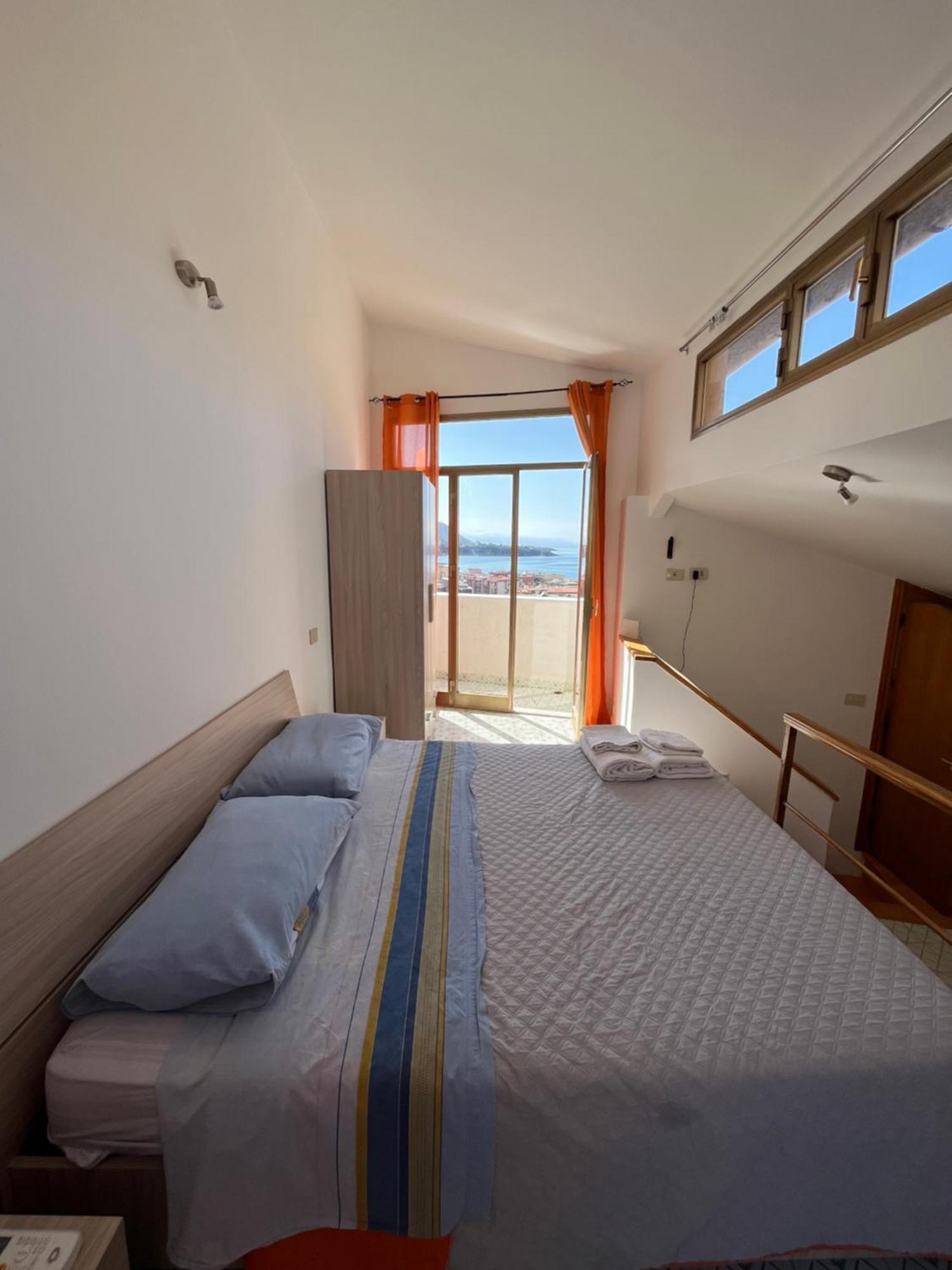 Window On The Sunset Apartment Cefalu Ngoại thất bức ảnh