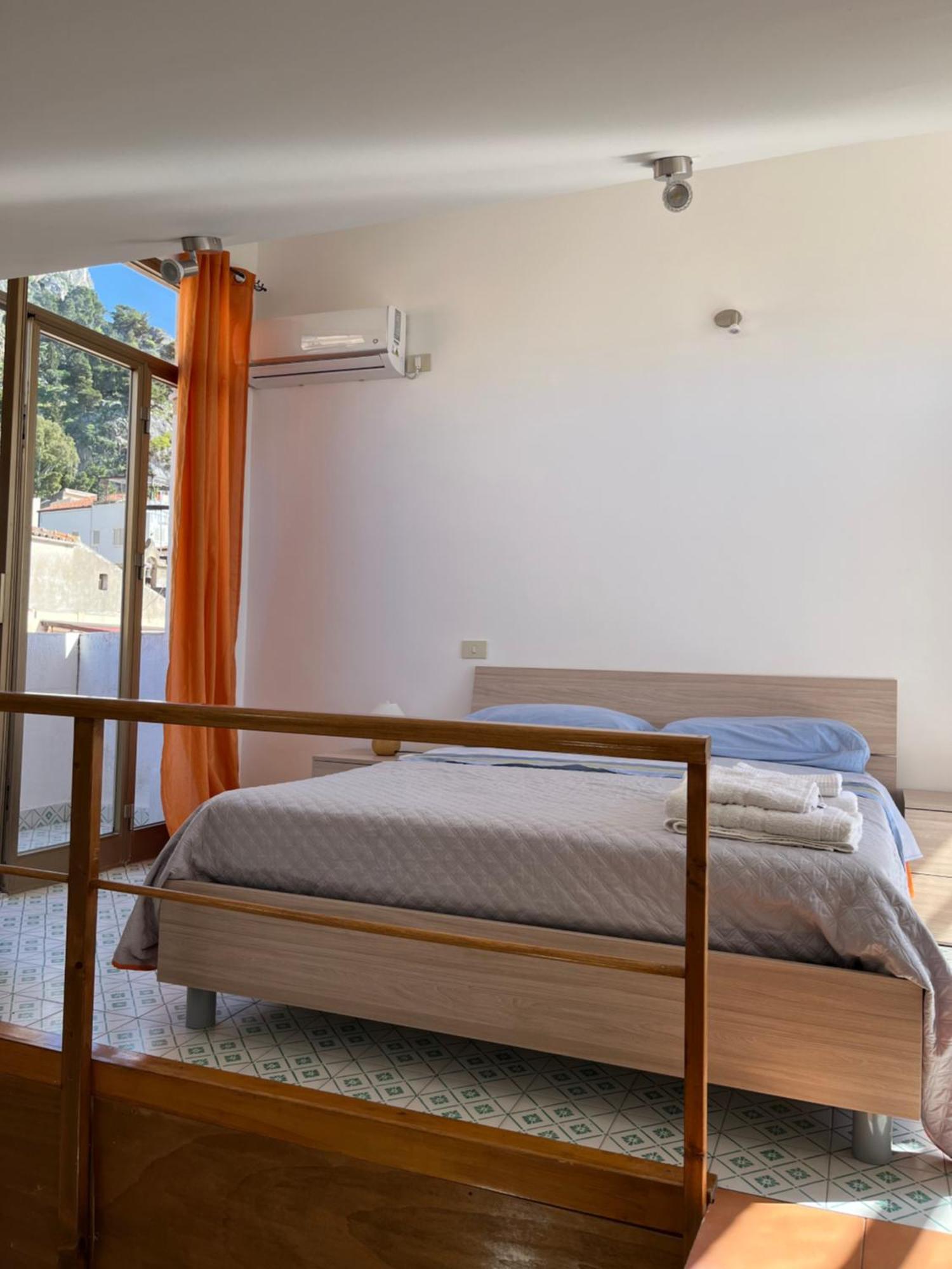 Window On The Sunset Apartment Cefalu Ngoại thất bức ảnh